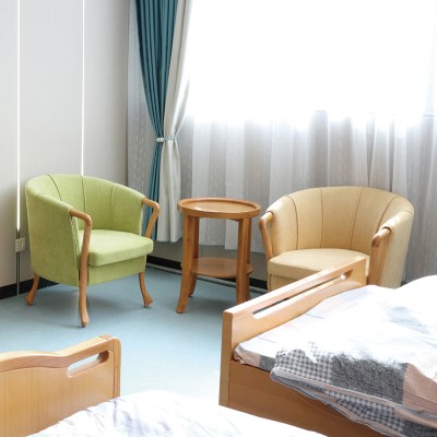 SF-005休闲沙发 SF-015 SF-018沙发 J014 J015圆几 适老家具 休闲区家具